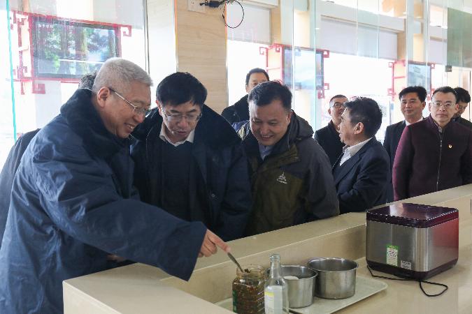 8F2A3297.jpg 8F2A3297.jpg