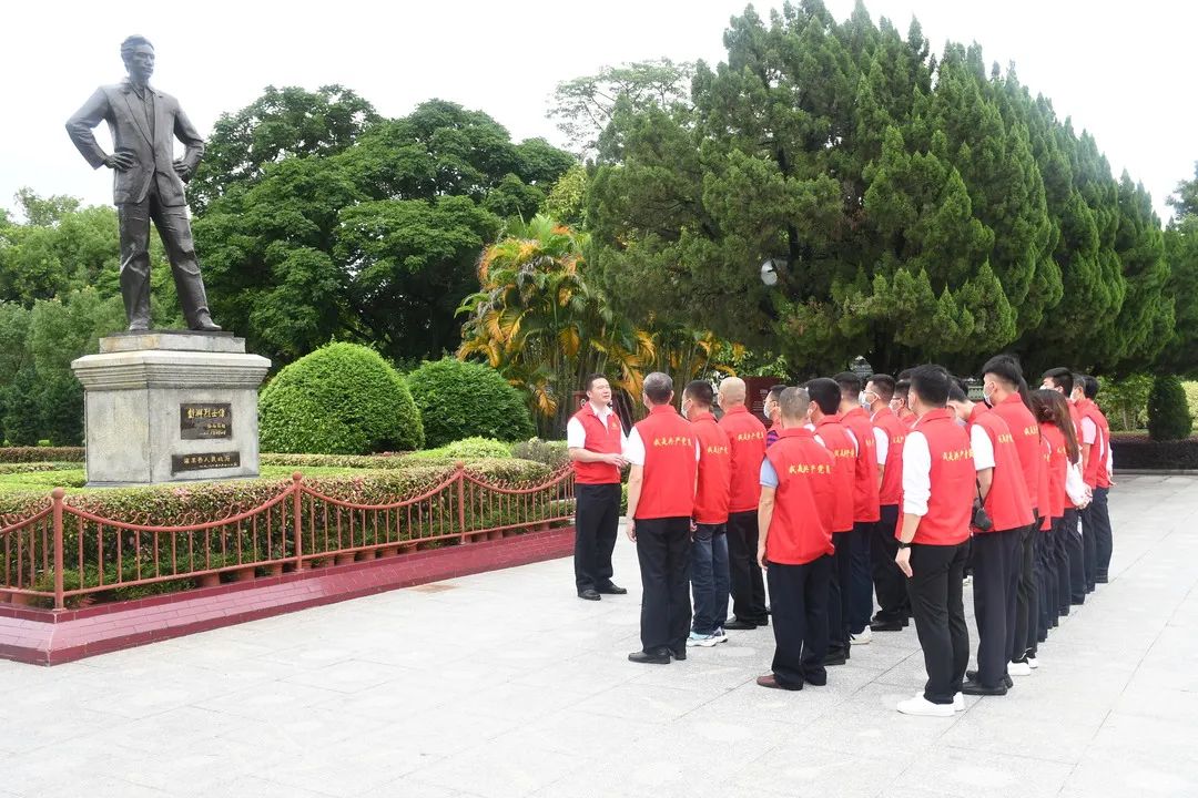 陵园.jpg