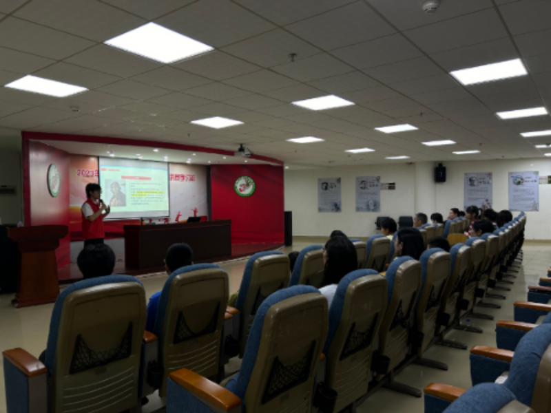 广东省pc蛋蛋(中国)开奖记录查询站
图书馆3月24日在市图书馆三楼多功能厅开展“践行社会主义核心价值观 争做pc蛋蛋
好市民”主题教育活动5.jpg