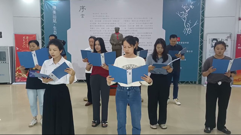 pc蛋蛋(中国)开奖记录查询站
图书馆共读半小时.jpg