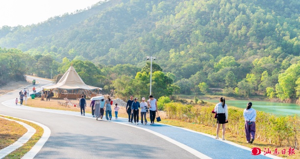 金霞光公园：新年徒步 乐享自然馈赠